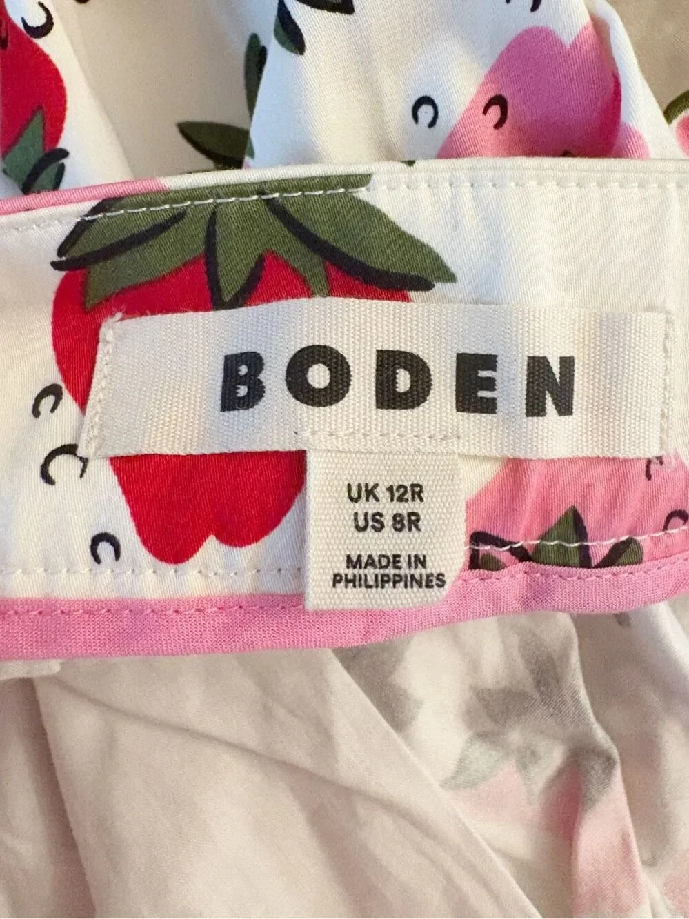 Boden Layla Strawberry Skirt Cotton Sateen $168.00 Whimsy Cottage - Picture 9 of 10